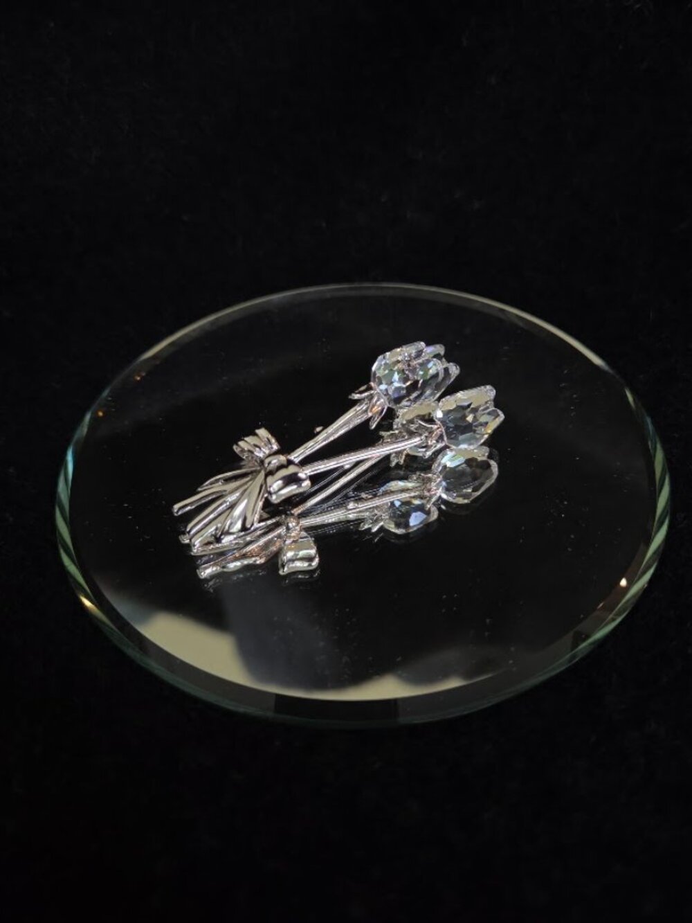 Retired Swarovski Crystal Rose Bouquet Figurine – 3 Crystal Rose Buds Silver